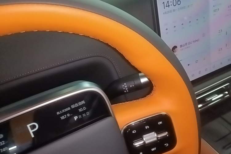 Used Li Auto L8 2025 Max Smart Refresh Edition
