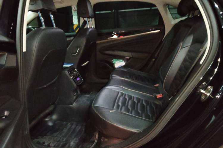 Used Volkswagen Passat 2019 330TSI Elite Edition China VI