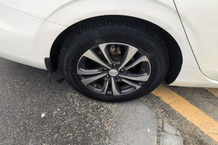 Used Changan Eado 2021 PLUS Blue Whale NE 1.4T GDI DCT Prestige Model
