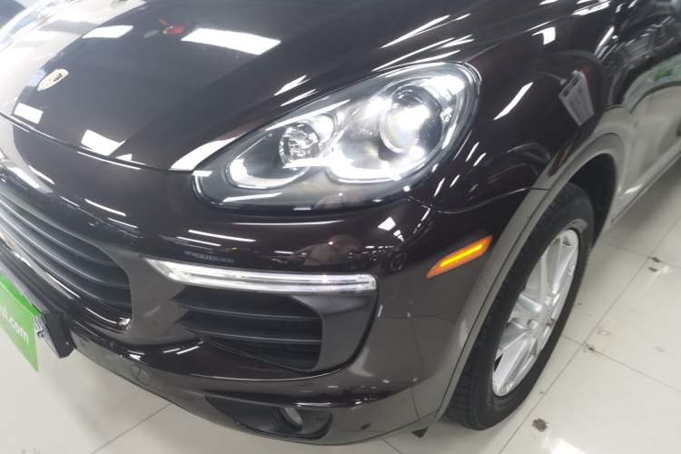 Used Porsche Cayenne 2015 3.6L automatic transmission U.S. specification Left Front Headlight