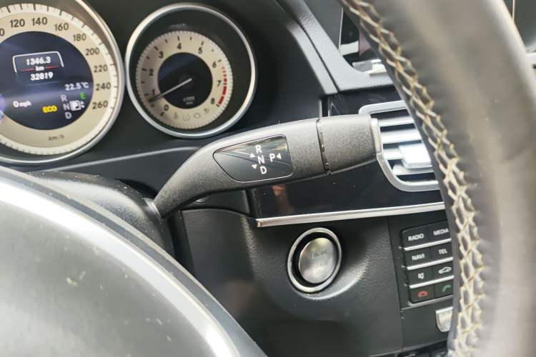 Used Mercedes-Benz E-Class 2015 E 260 L Sport Luxury Model Gear Lever