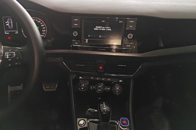 Used Volkswagen Bora 2019 Revised Version 1.5L Automatic Elite Edition China VI Standard