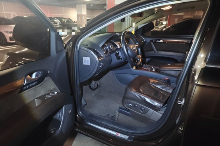 Used Audi Q7 2014 35 TDI Sport Edition
