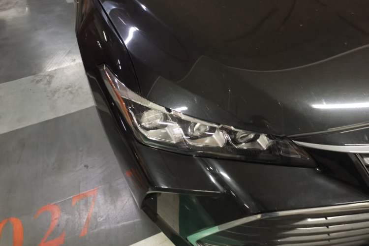 Used Toyota Avalon 2021 2.5L Touring Prestige SPORT Edition Right Front Headlight