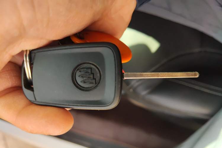 Used Buick GT 2019 18T Automatic Connected Elite Model China VI Standard Vehicle Key