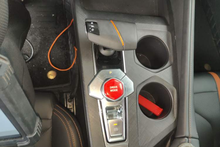 Used CHANGAN UNI-V 2024 1.5T Prestige Edition Gear Lever