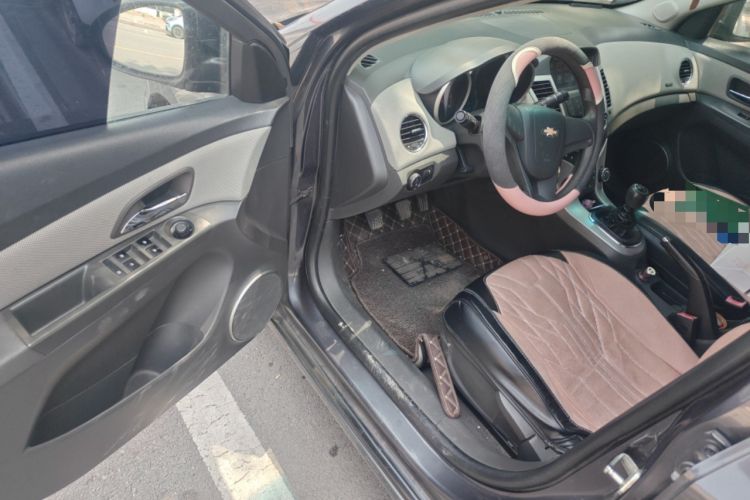 Used Chevrolet Cruze 2013 1.6L SE MT
