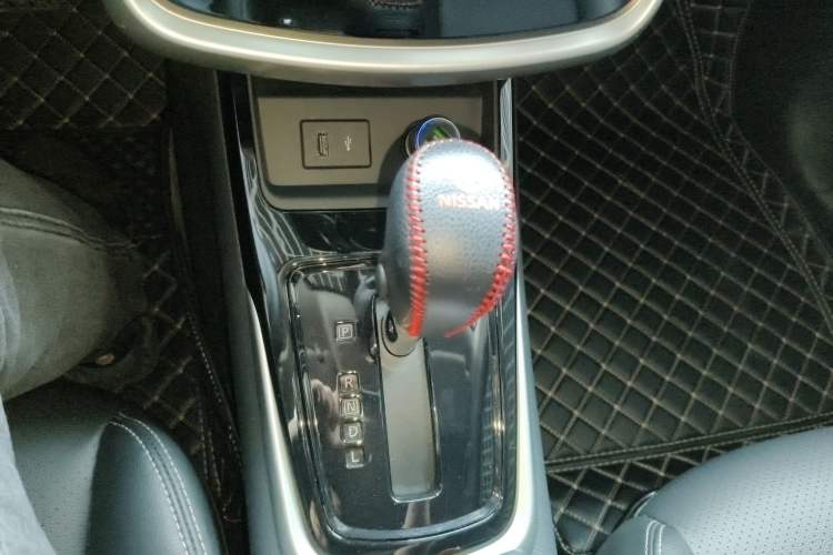 Used Nissan Tiida 2023 1.6L CVT Smart Drive Version Gear Lever