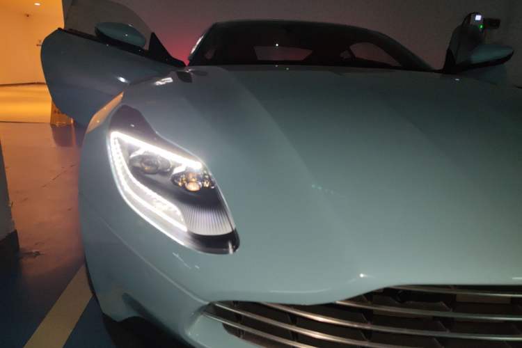 Used AstonMartin DB11 2019 4.0T V8 Coupe