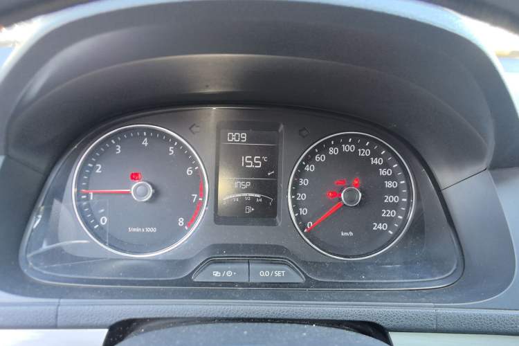 Used Volkswagen Lavida 2013 Restyled Classic 1.6L Manual Comfort Edition Instrument Cluster