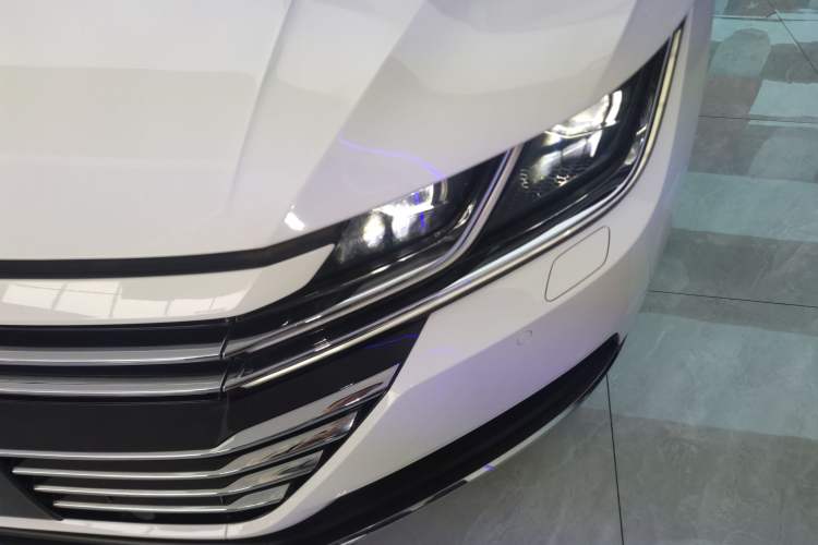 Used Volkswagen FAW-Volkswagen CC 2019 380TSI Glamour Edition China VI Standard Left Front Headlight