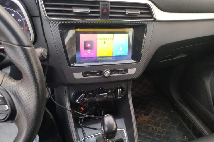 Used MG ZS 2018 1.5L Automatic Luxury Edition China V Standard
