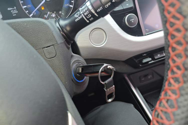 Used Geely Auto Vision X3 2019 Upgraded Model 1.5L Manual Elite Version