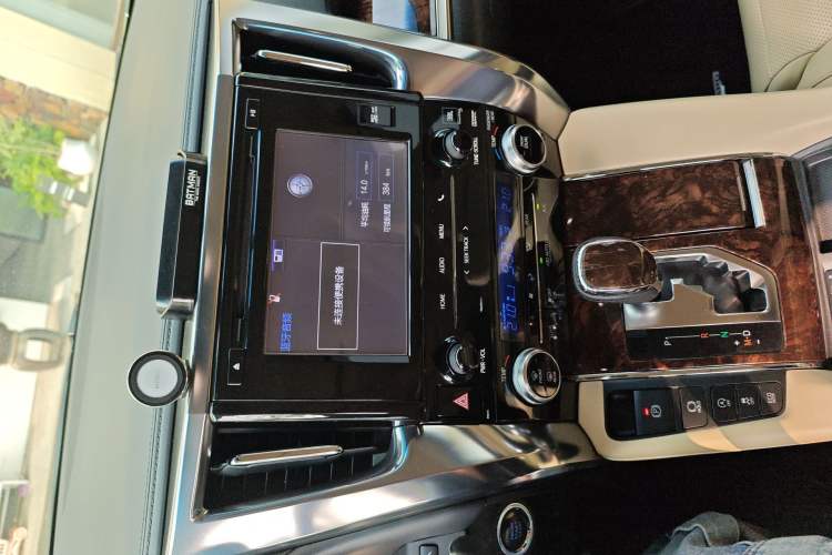 Used Toyota Alphard 2018 Revised Version 3.5L Luxury Edition