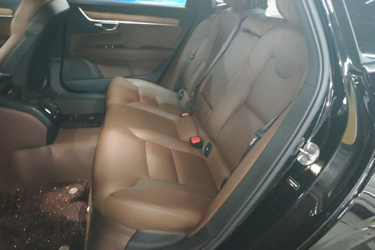 Used Volvo S90 2023 B5 Zhiyi Luxury Edition