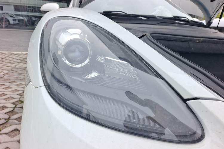 Used Porsche 718 2016 Cayman 2.0T
