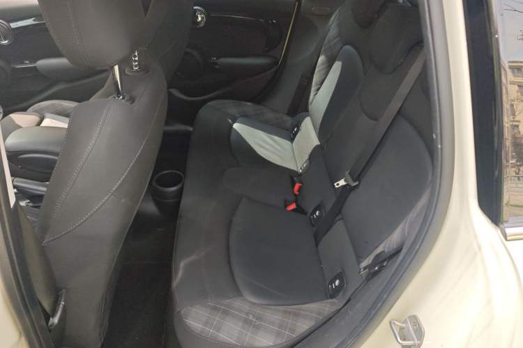 Used MINI 2019 1.5T COOPER Classic Edition Five-Door Version