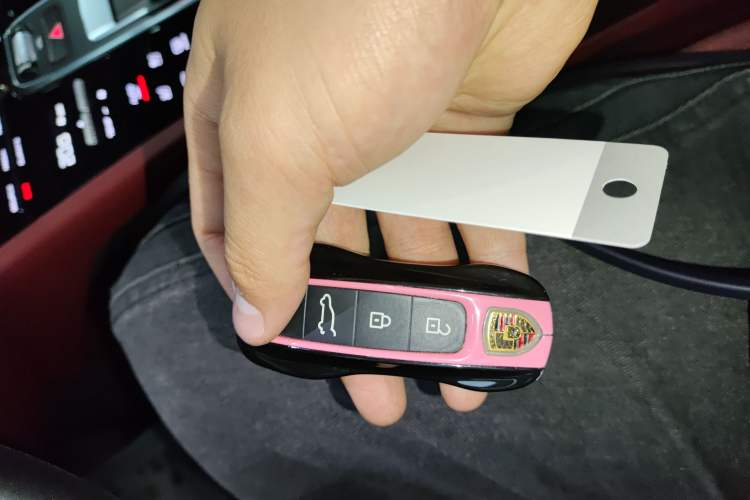 Used Porsche Cayenne 2019 Cayenne 3.0T Vehicle Key