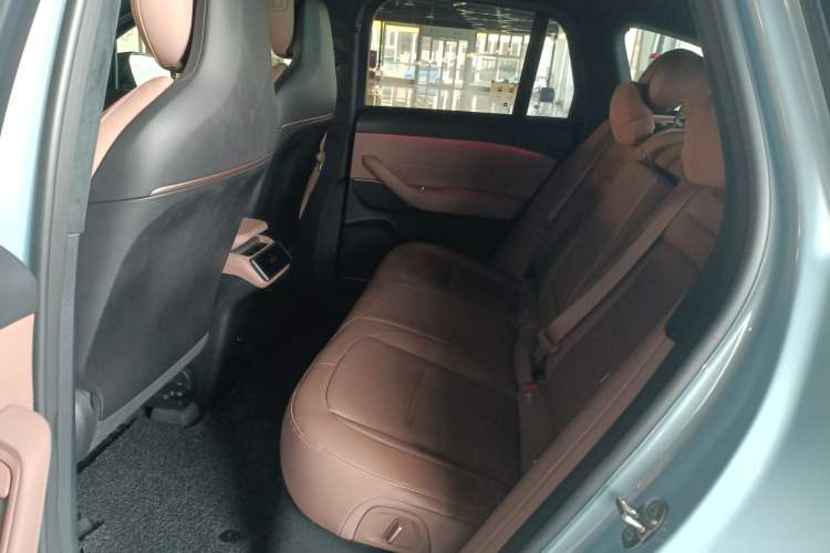 Used Nio ES6 2023 75 kWh
