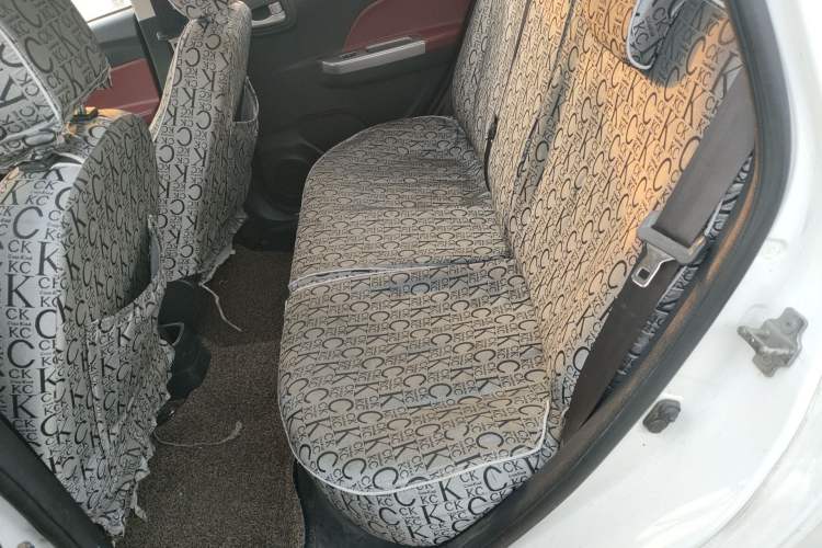 Used CHANGAN Benni 2014 1.4L Manual Luxury Model
