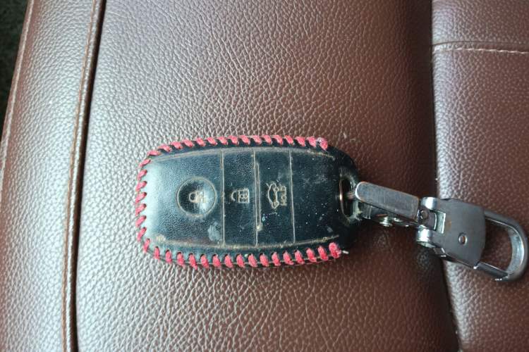 Used Land X5 2016 Plus 1.5T CVT Leading Edition Vehicle Key