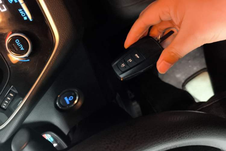 Used Toyota Corolla 2021 Dual-Motor 1.8L E-CVT Elite Edition Vehicle Key