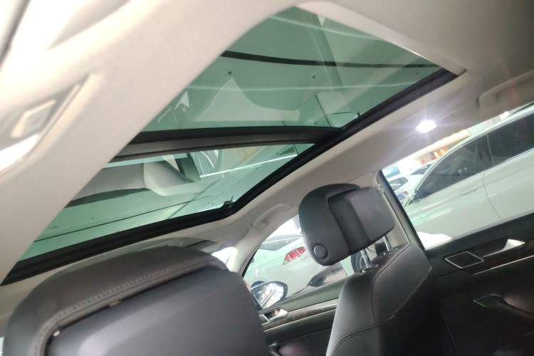 Used Volkswagen Magotan 2018 Facelift 330TSI DSG Luxury Model