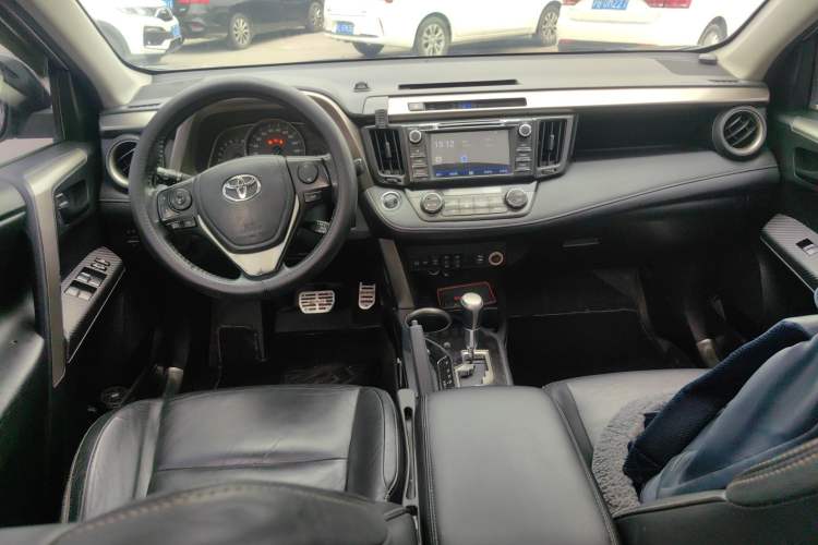 Used Toyota RAV4 2015 2.5L Automatic 4x4 Elite Edition