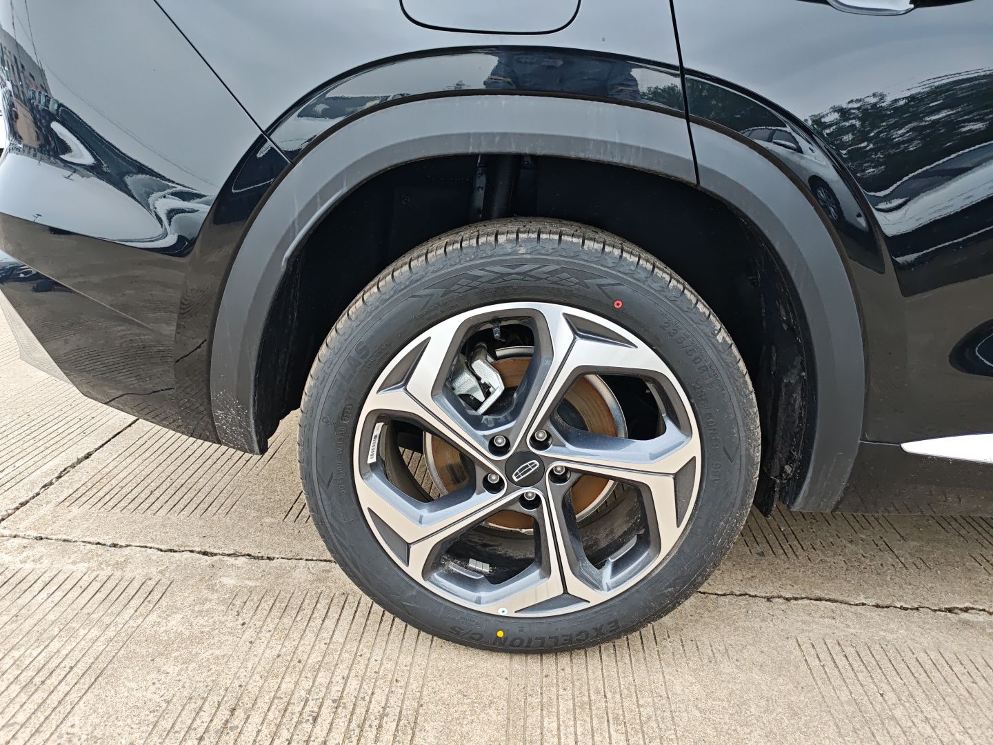 Geely Auto Monjaro L 2024 2.0TD DCT EVO Two-Wheel Drive Long-Range Version — снимка 11