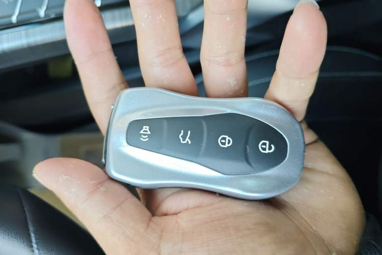 Used Geely Auto Emgrand X7 Sport 2020 1.8TD DCT ZhiZun PRO