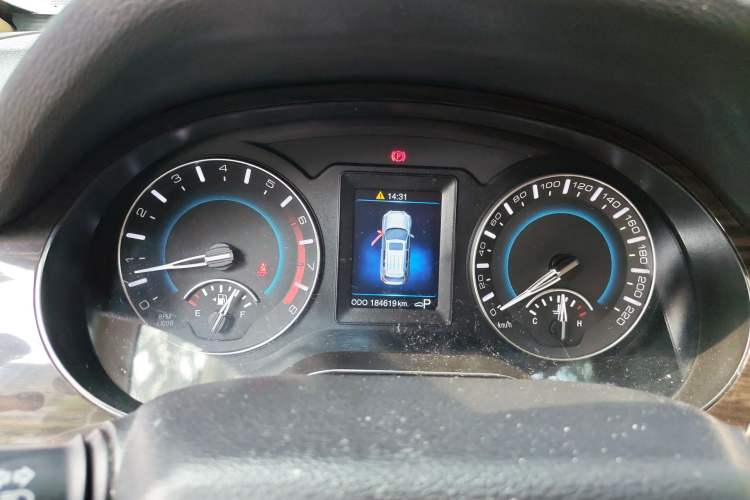 Used Haval H2 2015 1.5T Automatic Two-Wheel Drive Elite Edition Instrument Cluster