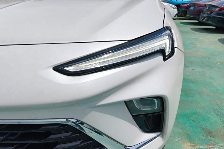 Used Buick Encore PLUS 2023 Smart Fun Edition
