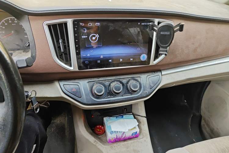 Used FORTHING Lingzhi 2019 M5L 1.6L 7-Seater Exclusive Model China VI Standard
