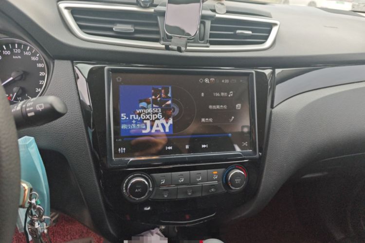 Used Nissan Qashqai 2017 2.0L CVT Elite Edition China V Standard Audio And AC Panel