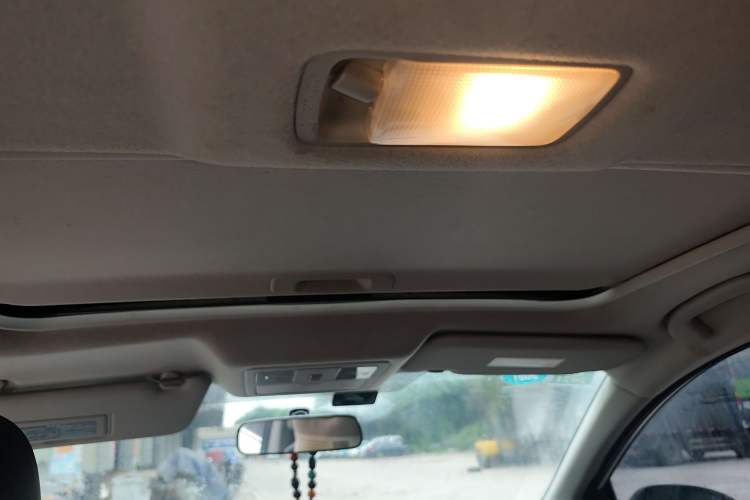 Used Nissan Tiida 2014 1.6L CVT Smart Model