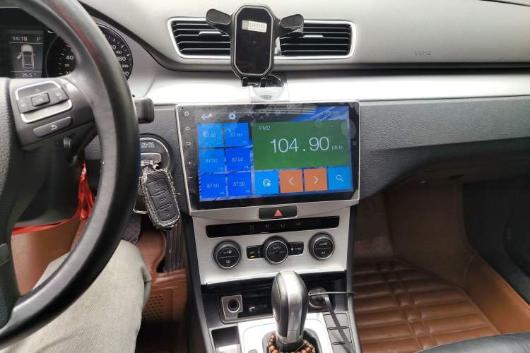 Used Volkswagen Magotan 2015 1.8TSI Advanced Model Audio And AC Panel