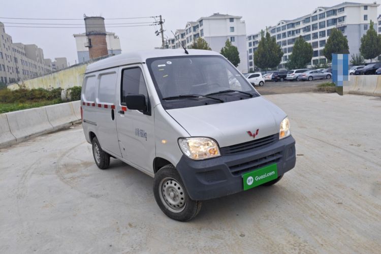 Used Wuling Zhiguang 2023 1.5L Utility Version with Enclosed Windows 2 Seats
