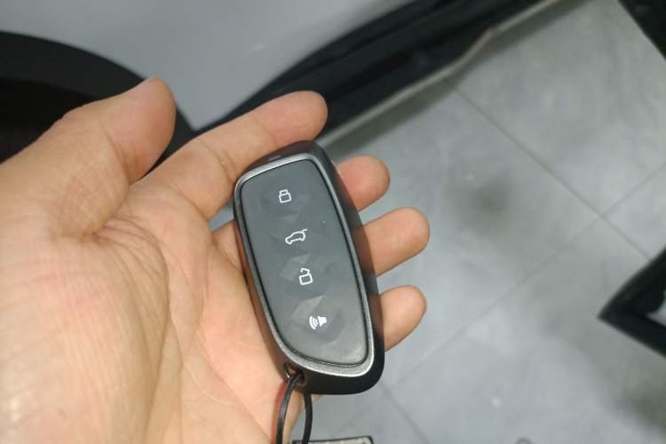 Used Haval Fierce Dragon Max 2023 1.5L Hi4 105 Four-Wheel Drive Smart Flagship Edition Vehicle Key