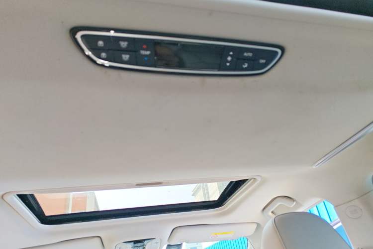 Used GAC Trumpchi M8 2018 320T Luxury Edition Headliner