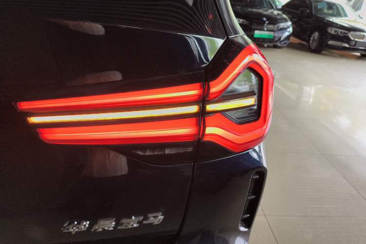 Used BMW iX3 2022 Leading Model Exterior 3