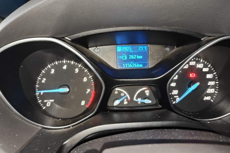 Used Ford Focus 2012 Hatchback 1.6L Automatic Fashion Edition
