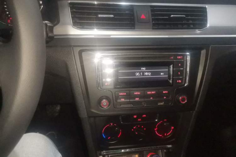 Used Volkswagen Bora 2019 Bora Legend 1.5L Manual Fashion Edition China VI Standard
