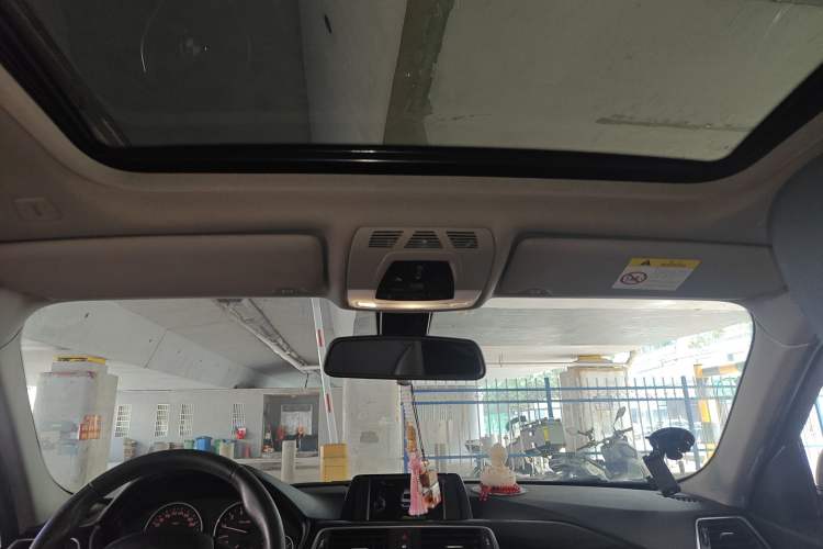 Used BMW 3 Series 2017 318Li Fashion Model
