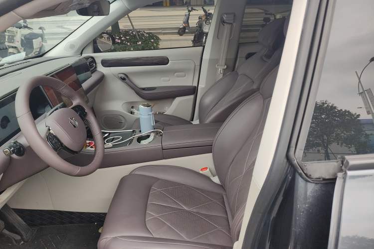 Used Leapmotor C11 2024 Range-Extended 300 Luxury Edition
