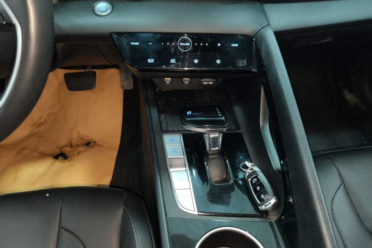 Used Hyundai Elantra 2022 1.5L CVT LUX Prestige Edition