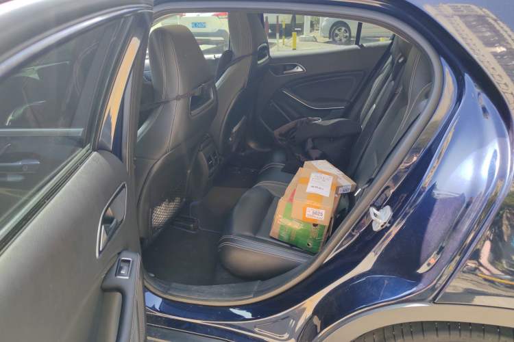 Used Mercedes-Benz GLA 2017 GLA 200 Sport Edition Left Rear Seat