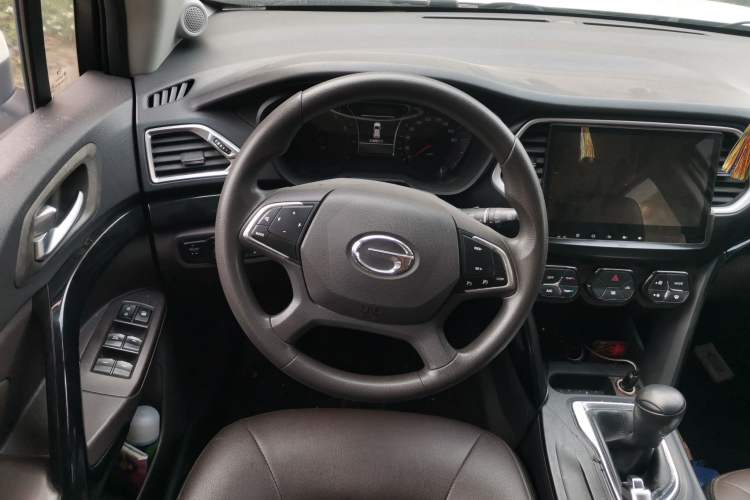 Used GAC Trumpchi GS4 2017 200T Manual Two-Wheel Drive Elite Edition