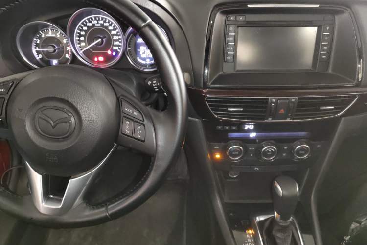 Used Mazda Atenza 2015 2.0L Blue Sky Fashion Edition