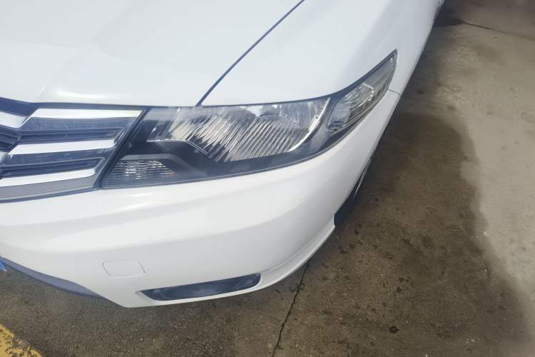 Used Honda City Classic 2012 1.5L Automatic Elite Edition Left Front Headlight