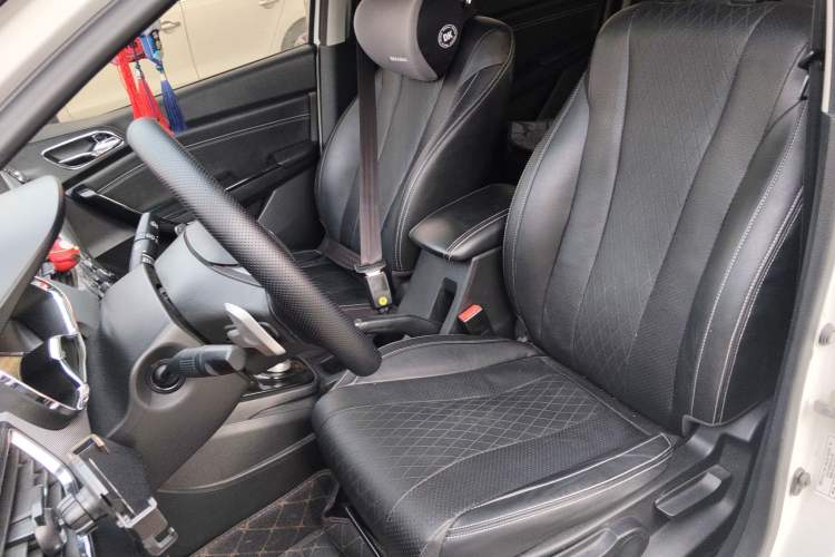 Used Baojun 310W 2018 1.5L Automatic Luxury Version China V